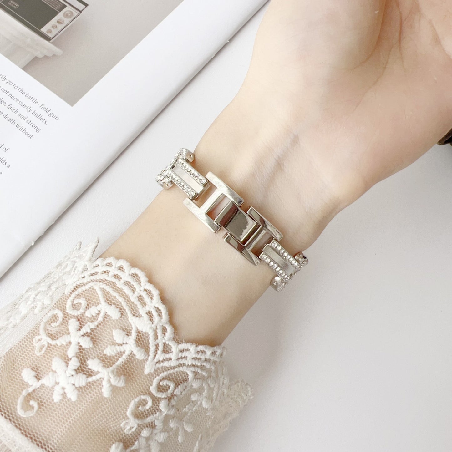 Diamond Metal Strap Alloy Crescent Shape Wristband