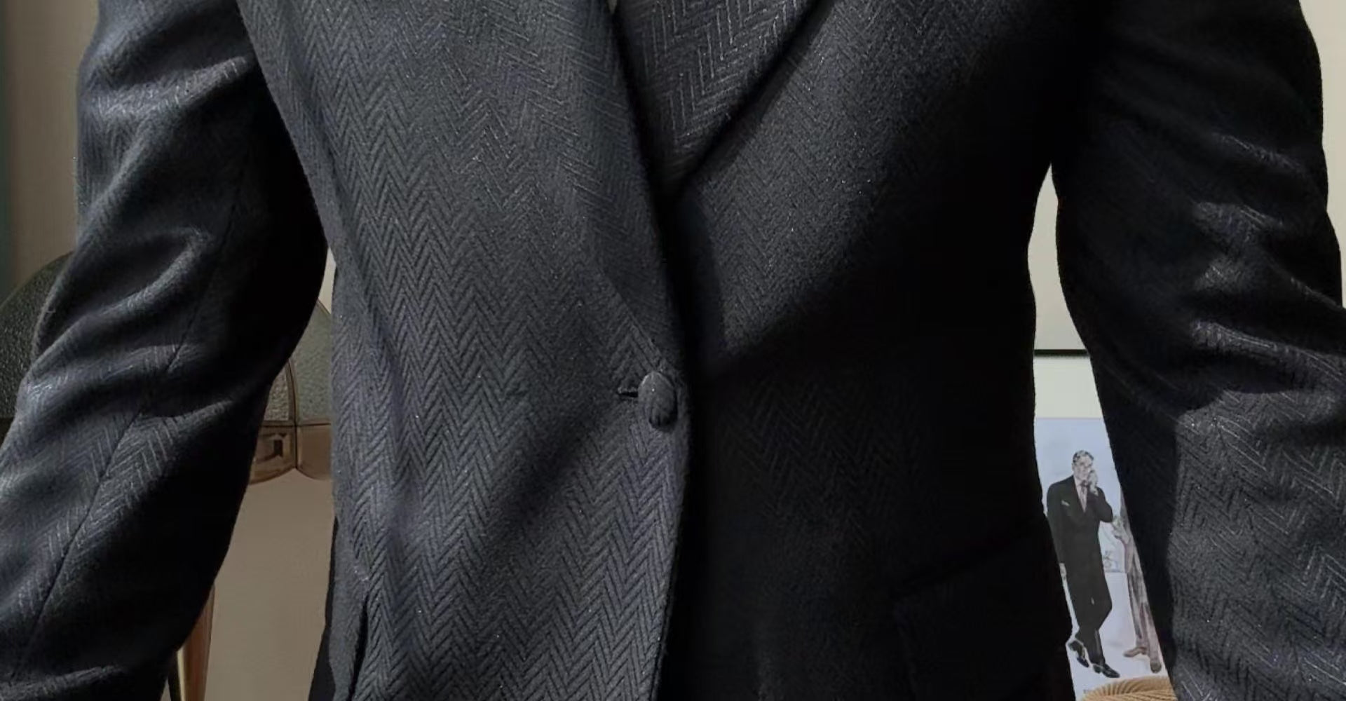 A new men's one-button fashionable and light luxury Suit