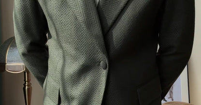 A new men's one-button fashionable and light luxury Suit