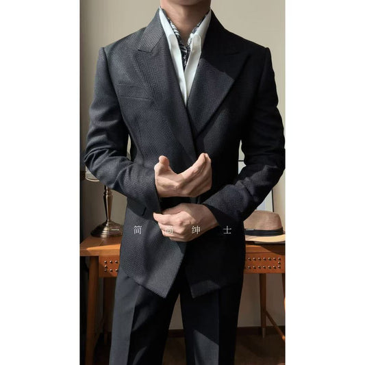A new men's one-button fashionable and light luxury Suit