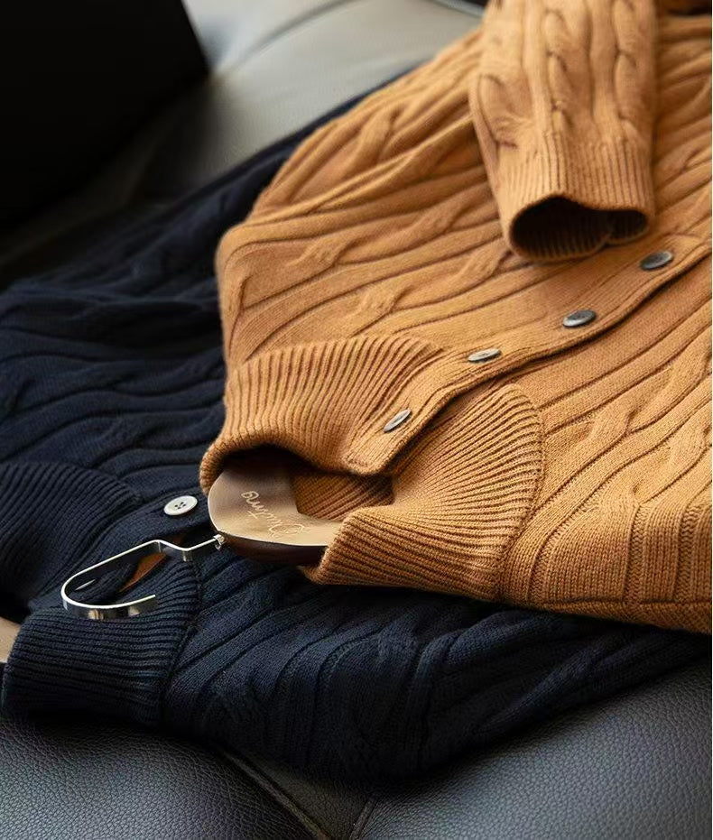 Lao Qianfeng Premium Wool Twisted Pattern Color-Blocked Stand-Up Collar Pullover