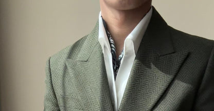 A new men's one-button fashionable and light luxury Suit