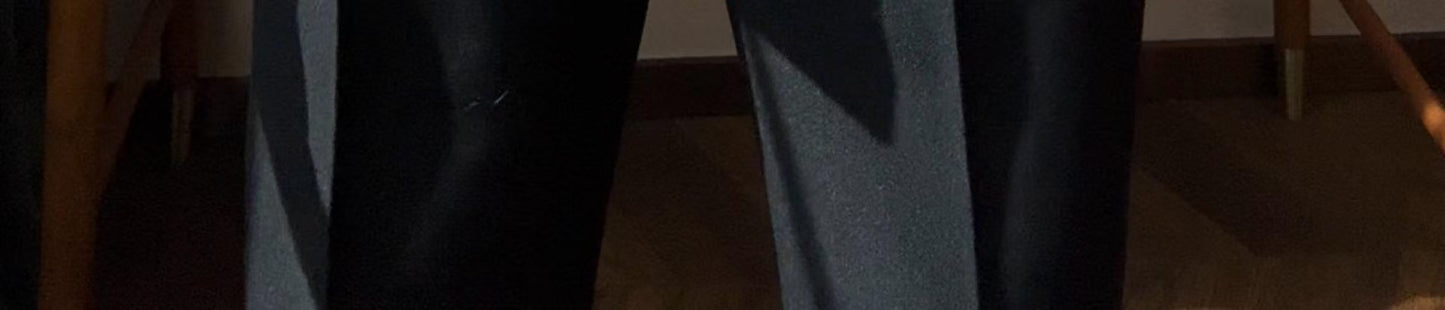 A new men's one-button fashionable and light luxury Suit