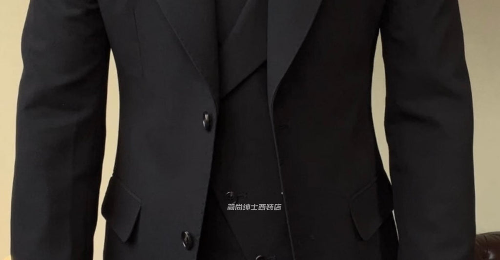 Men's mid-length lapel three-piece suit set