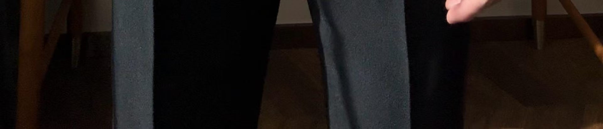 A new men's one-button fashionable and light luxury Suit