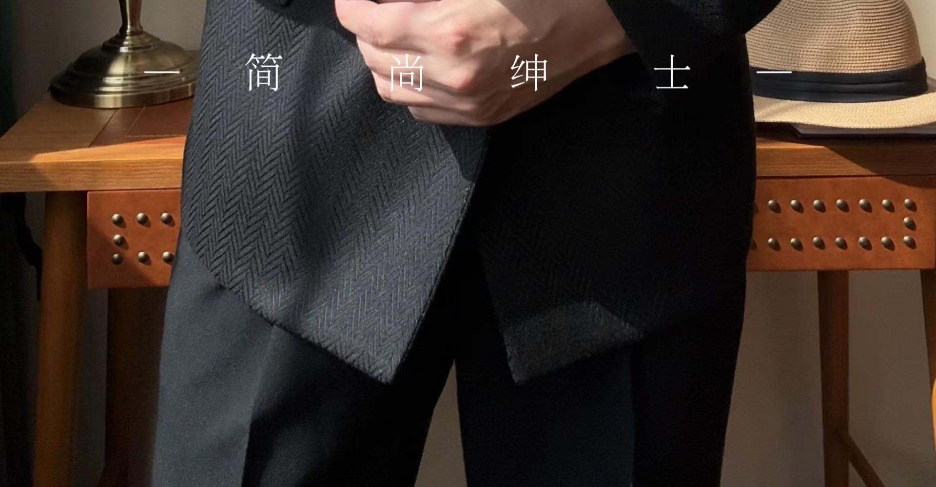 A new men's one-button fashionable and light luxury Suit